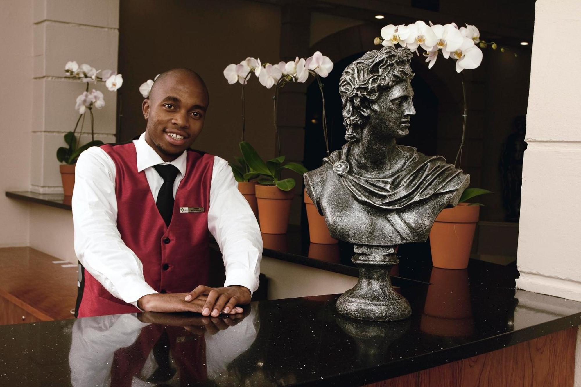 Apollo Hotel Johannesburg Bagian luar foto